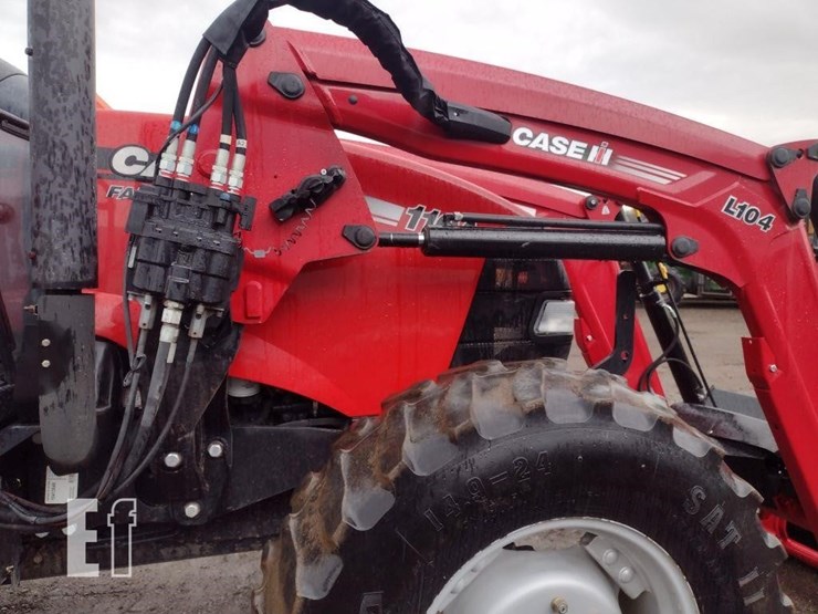 2013-case-ih-farmall-110a-image-19