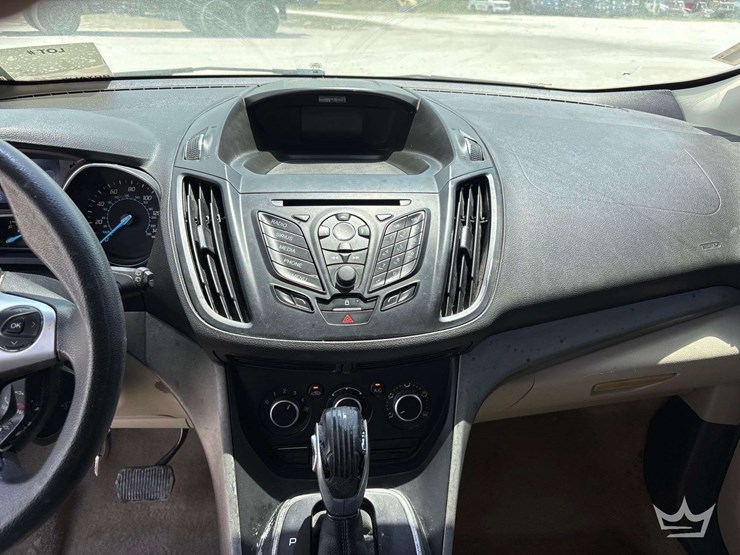 2014-ford-escape-image-17