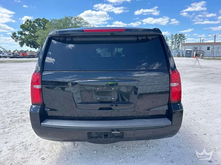 2019-chevrolet-tahoe-image-26