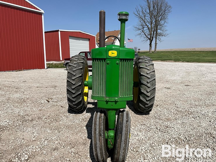 1956-john-deere-720-image-2