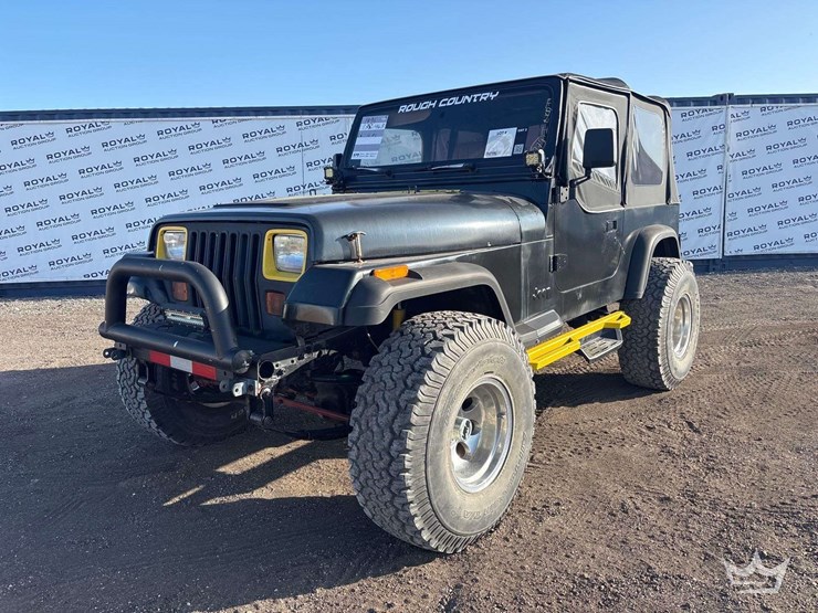 1995-jeep-wrangler-image-1