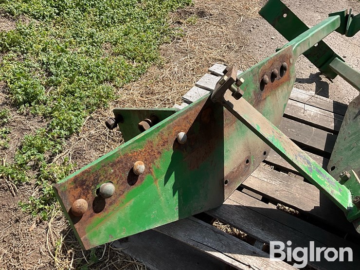john-deere-158-image-10