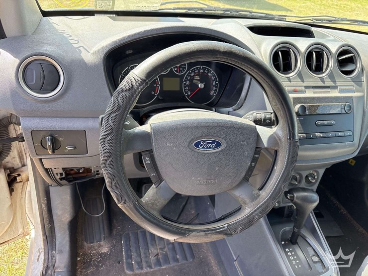 2012-ford-transit-connect-image-16