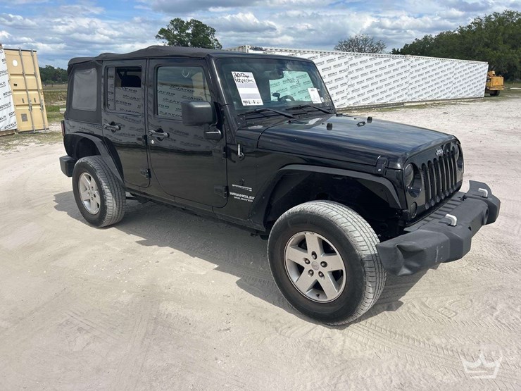 2013-jeep-wrangler-image-2