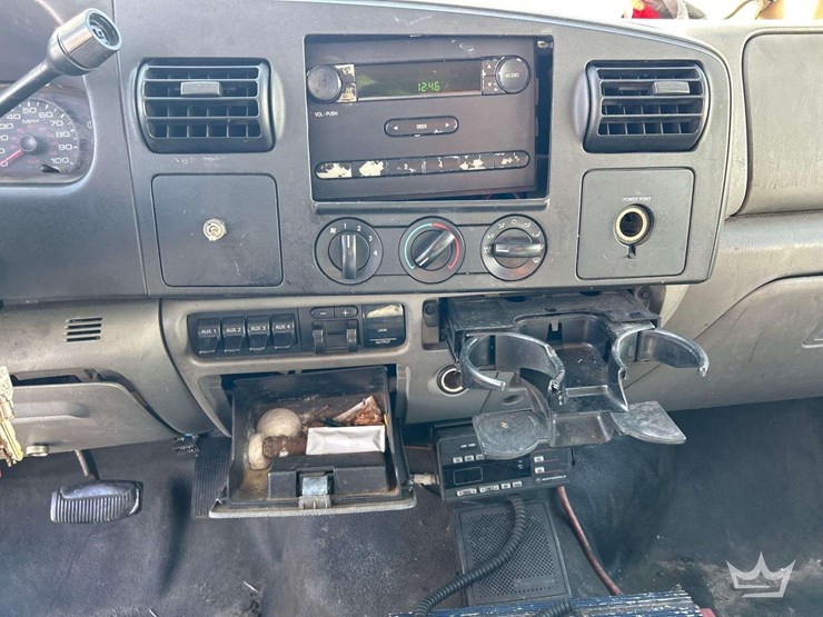 2006-ford-f450-image-22