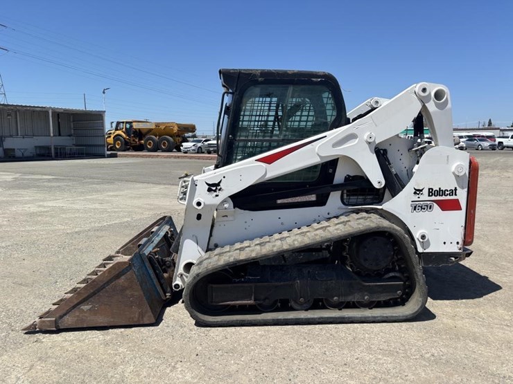 2016-bobcat-t650-image-5