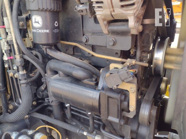 2010-john-deere-4720-image-29