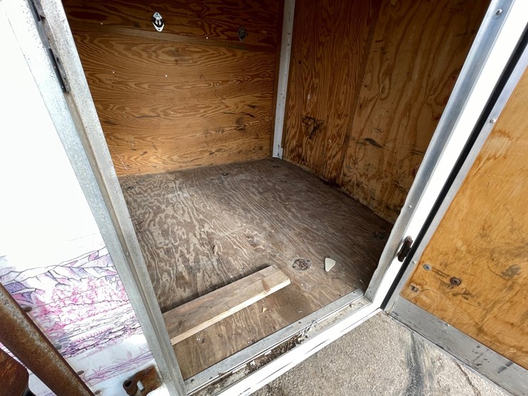 #4040-•-haulmark-enclosed-trailer-image-31