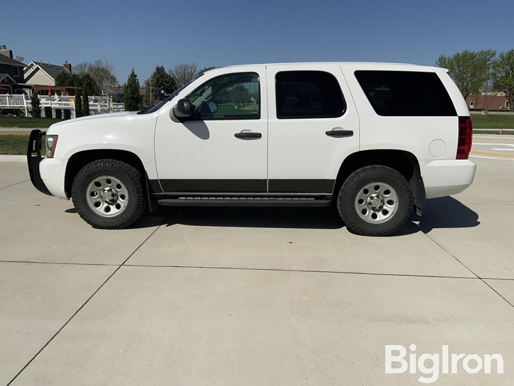 2013-chevrolet-tahoe-image-8