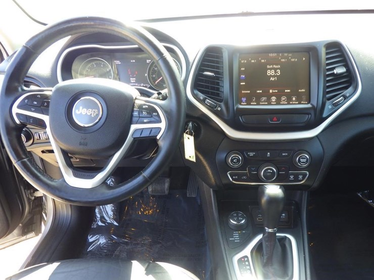 2014-jeep-cherokee-image-9