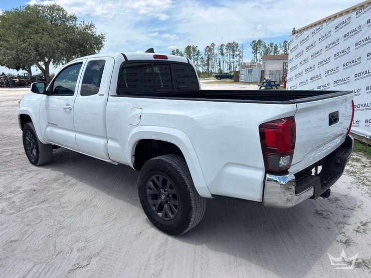 2020-toyota-tacoma-image-4