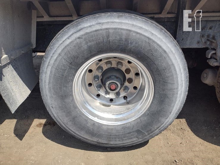 1999-kenworth-t800-image-17