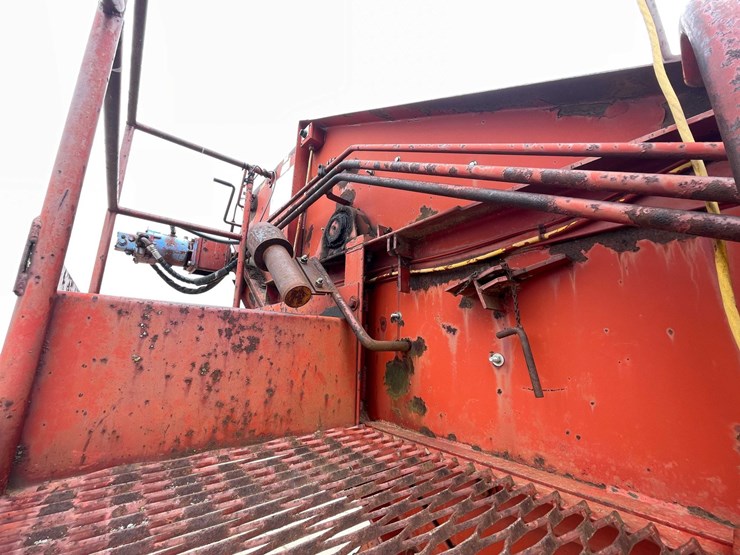 #4047-•-1991-royer-top-soil-shredder-image-93