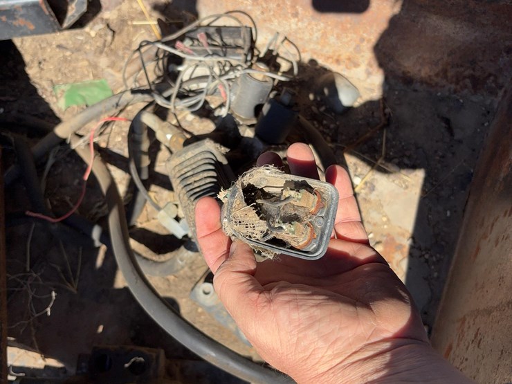 case-ih-l300-image-12