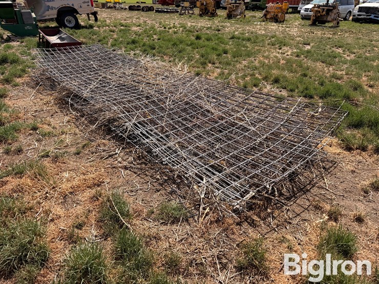 hog-panels-image-1
