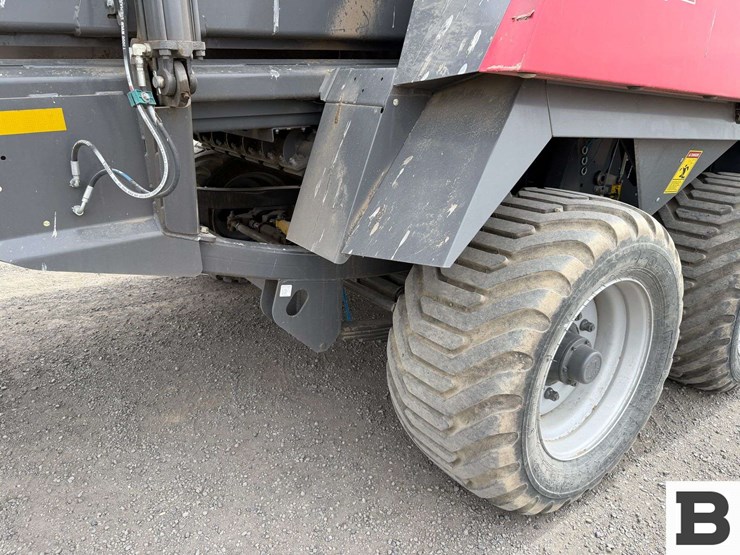 2022-massey-ferguson-2270-image-52
