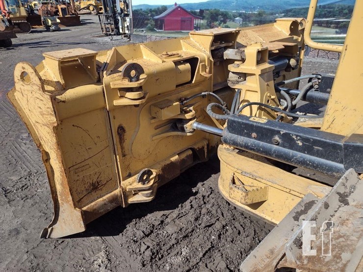 2017-caterpillar-d6n-xl-image-21