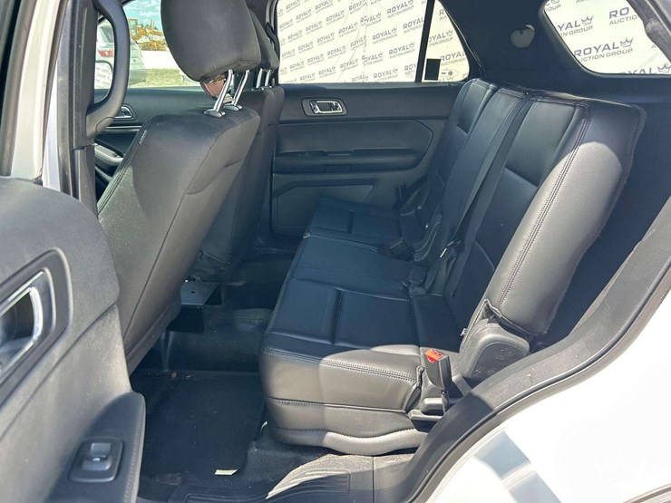 2016-ford-explorer-image-20
