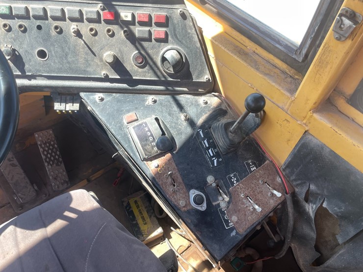 1993-volvo-a25c-image-87