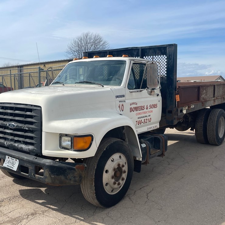 #4021 • 1998 Ford F Series Dump Truck (Has WI Title)
