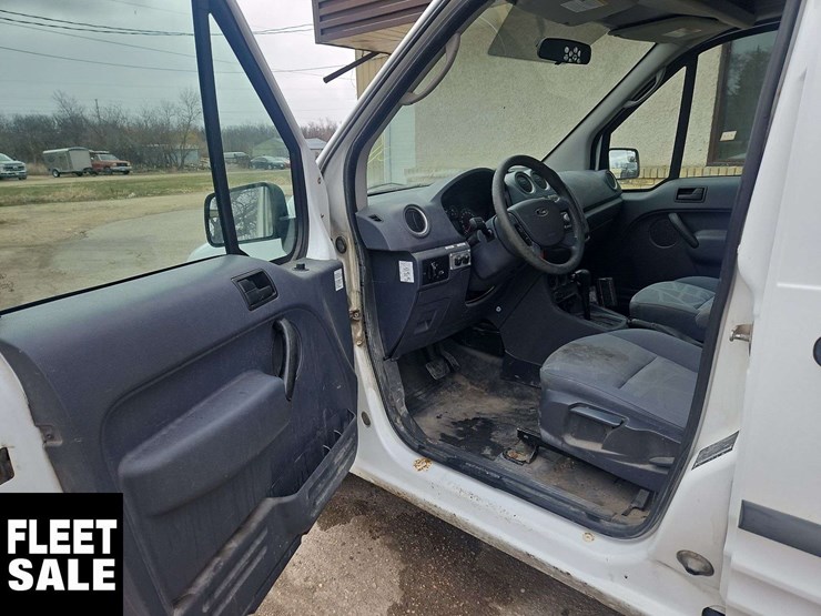 2012-ford-transit-connect-image-17