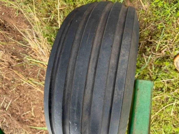 john-deere-2800-image-3