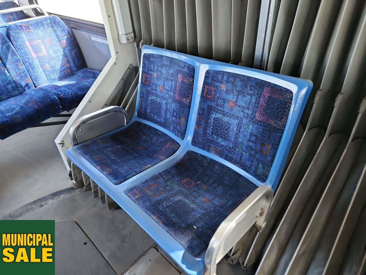 2006-new-flyer-d40lf-image-31