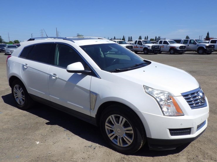 2014-cadillac-srx-image-2