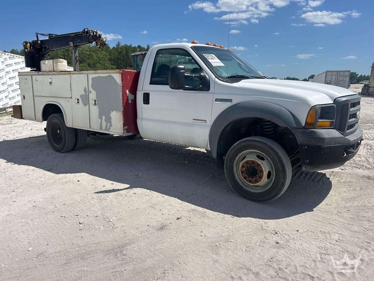 2005-ford-f450-image-1