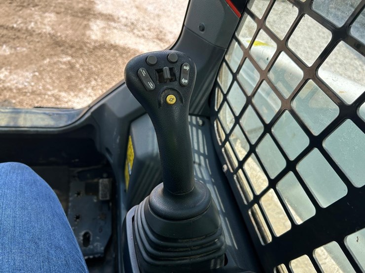 bobcat-t76-image-22