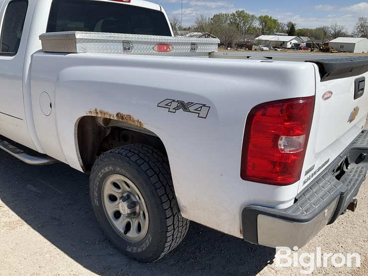 2012-chevrolet-silverado-1500-image-19