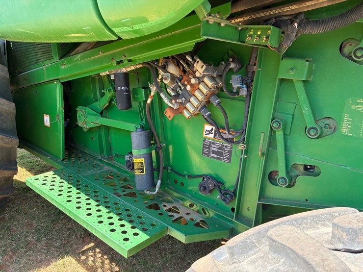 2000-john-deere-9650-sts-image-8