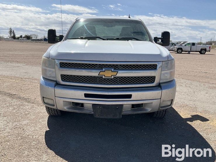 2012-chevrolet-silverado-1500-image-2