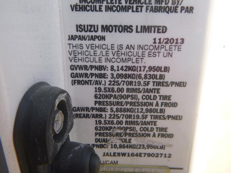 2014-isuzu-nqr-image-25