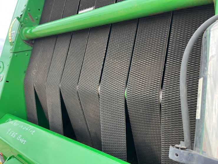 2009-john-deere-568-image-2