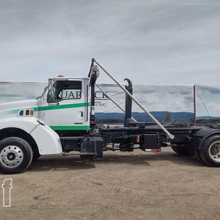 2000 STERLING L8500