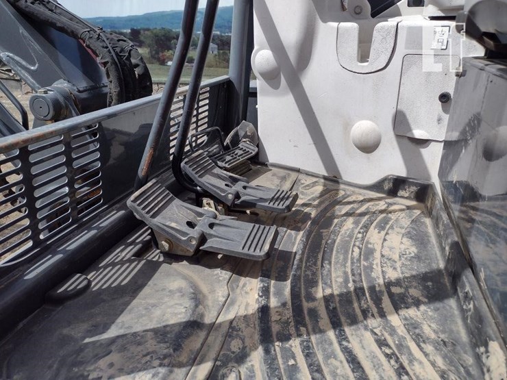 2015-deere-50g-image-11