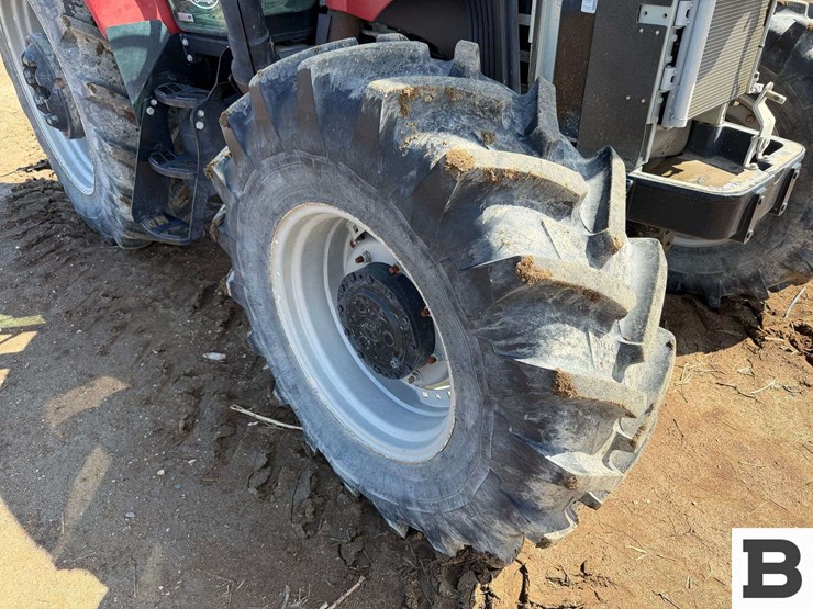 case-ih-farmall-105u-image-56