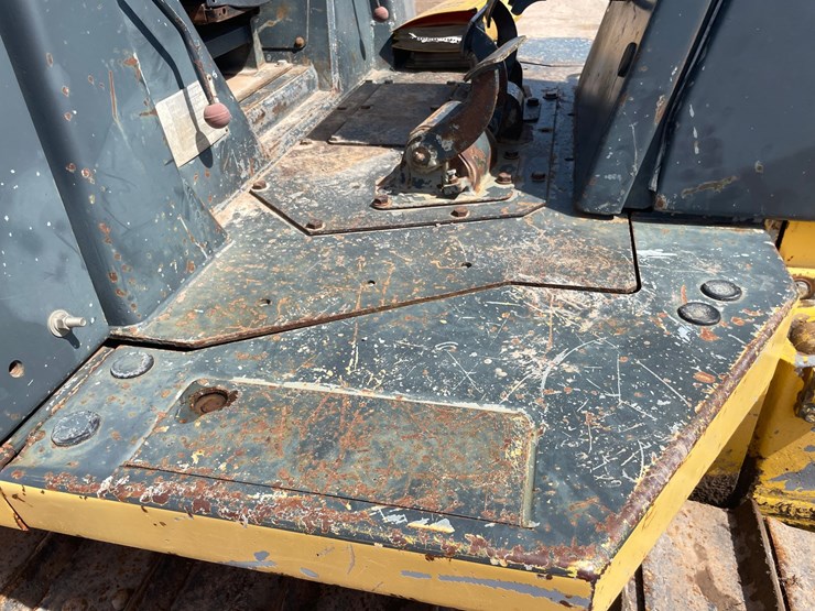 1999-komatsu-d41p-image-42