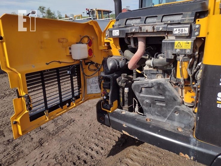 2024-jcb-3ts-8t-image-30
