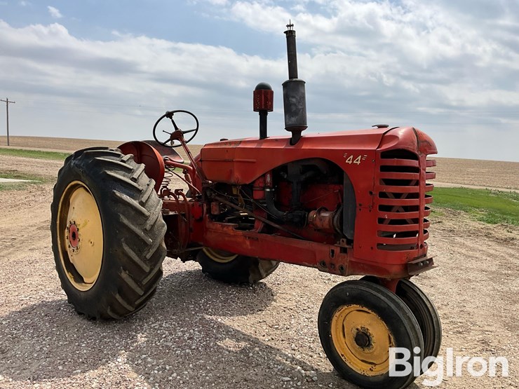1949-massey-ferguson-44-image-3