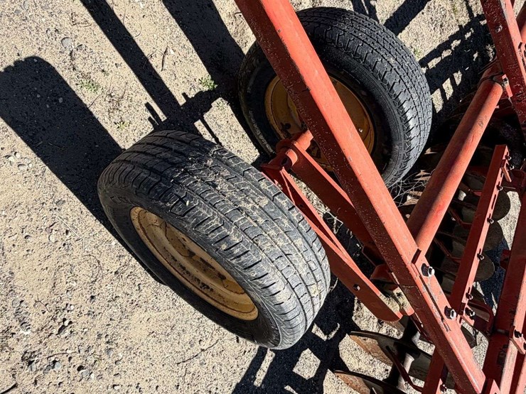 massey-ferguson-520-image-4
