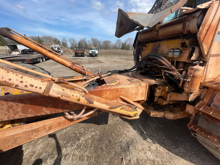 volvo-a25b-image-90