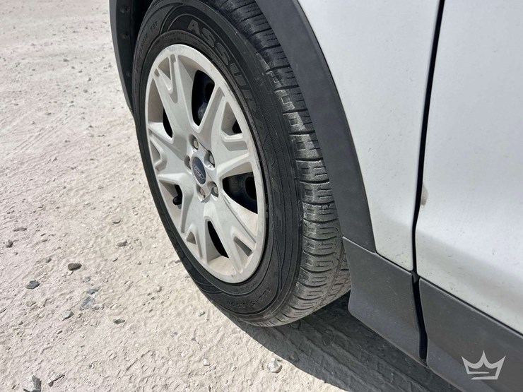 2015-ford-escape-image-23