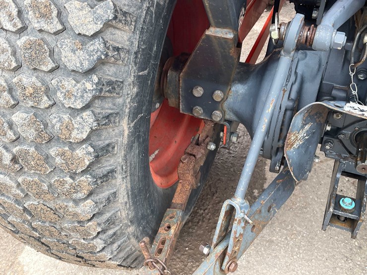 #4056-•-kubota-tractor-image-22