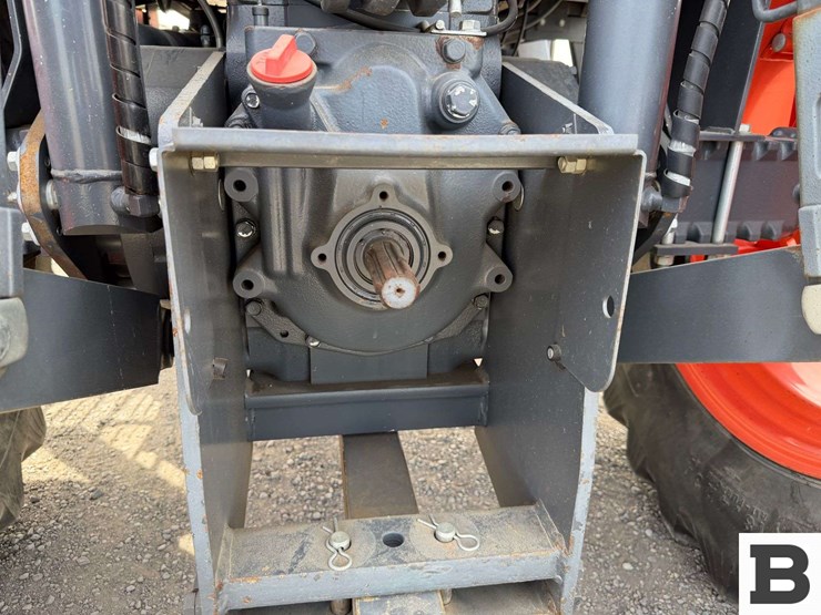 2013-kubota-m110gx-image-24