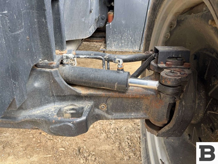 2018-case-ih-magnum-310-image-22