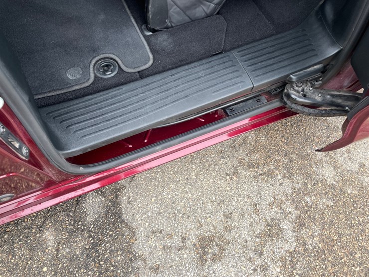 2018-chrysler-pacifica-image-19