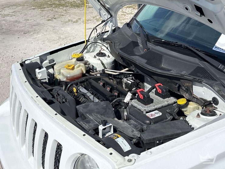 2016-jeep-patriot-image-10