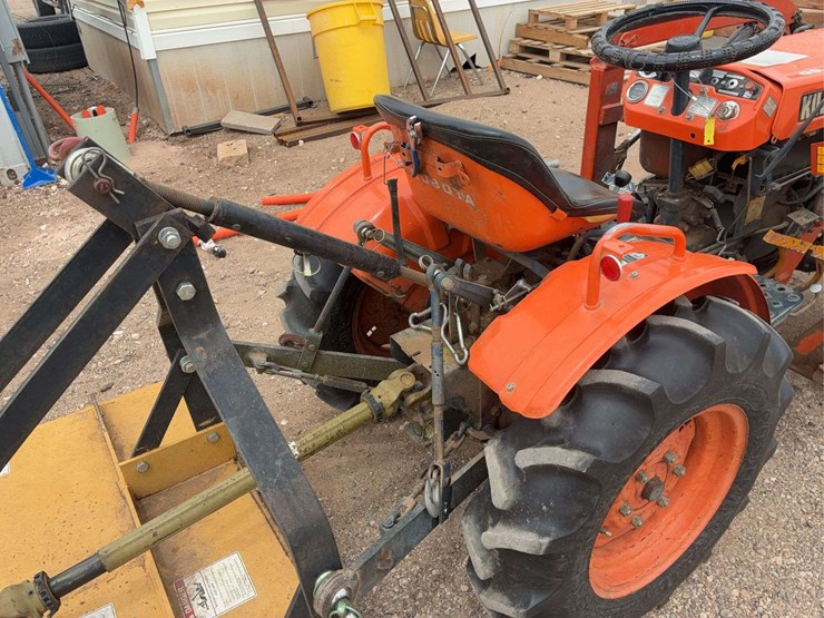 1991-kubota-b7100-image-9